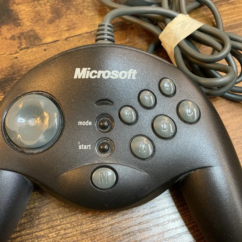Microsoft SideWinder Game Pad Gamepad PC Controller 15-Pin Serial Game Port DA-1
